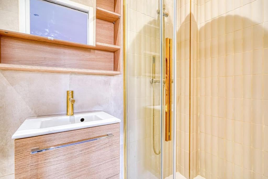 Appartement 2 Chambres Place Pereire 75017 - III Paříž Exteriér fotografie
